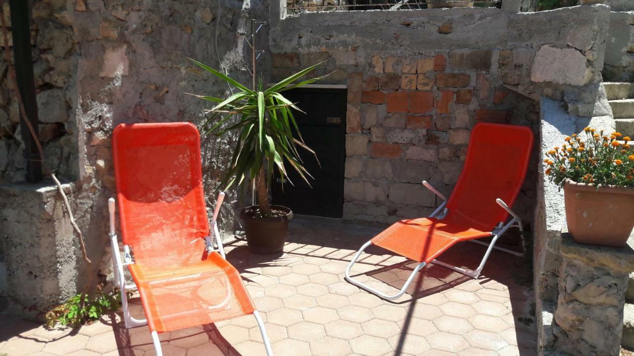 Emily Apartment Sudurad المظهر الخارجي الصورة