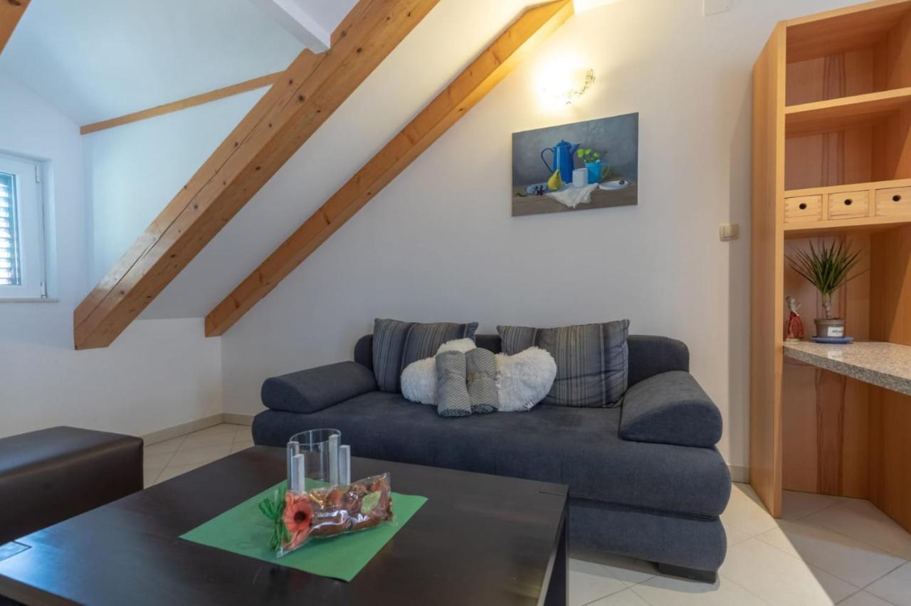 Emily Apartment Sudurad المظهر الخارجي الصورة